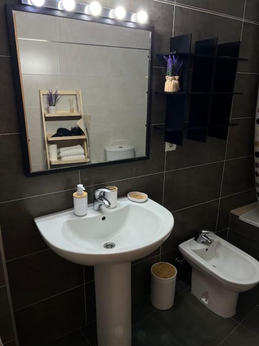 Piso Con Terraza A 5 Min Del Mar Apartment Alcanar Luaran gambar