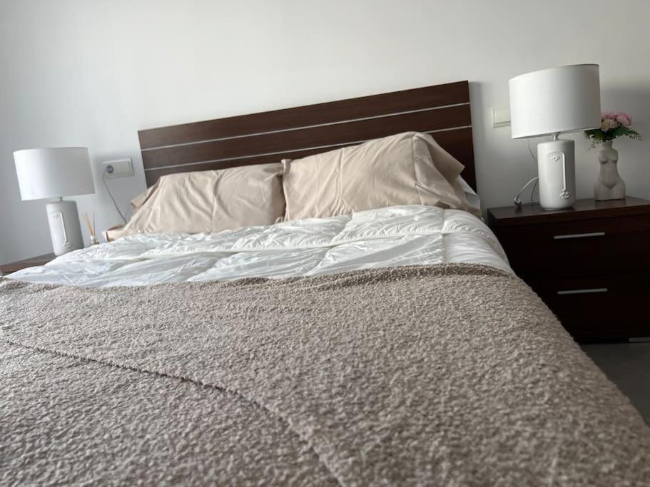 Piso Con Terraza A 5 Min Del Mar Apartment Alcanar Luaran gambar