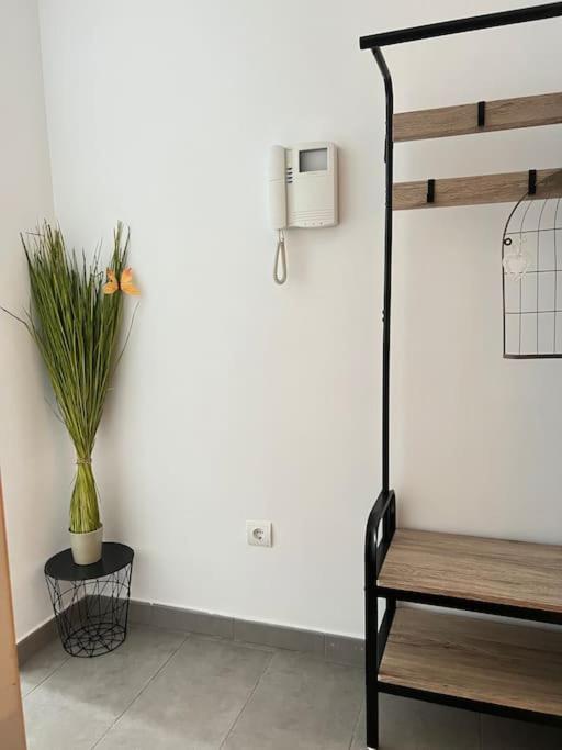 Piso Con Terraza A 5 Min Del Mar Apartment Alcanar Luaran gambar